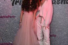 Ирина Кудашова отметила свое совершеннолетие в стиле #PinkSparkleParty Кудашова отметила свое совершеннолетие в стиле #PinkSparkleParty10-08_20-36-43