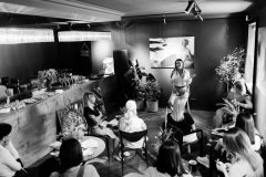 “Начните прибыльный бизнес SaaS. Без инвестиций или опыта”: презентация книги Кати Миронюк 