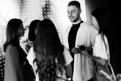 “Начните прибыльный бизнес SaaS. Без инвестиций или опыта”: презентация книги Кати Миронюк 