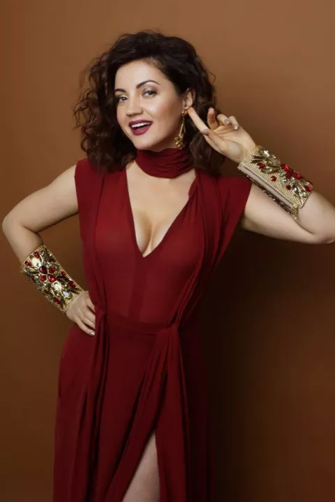 Оля Цибульська: «Шкодую, що досі не роблять пластичну операцію на мозок, тому що дуже багато жінок збільшують собі груди, а в голові, як і раніше, пусто» - 6 Оля Цибульська: «Шкодую, що досі не роблять пластичну операцію на мозок, тому що дуже багато жінок збільшують собі груди, а в голові, як і раніше, пусто» - 6 - изображение