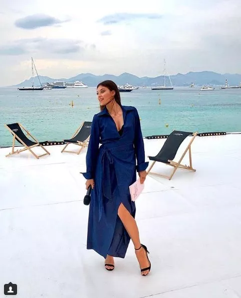 Ярко и стильно: лучшие аутфиты летнего сезона Регины Тодоренко - 6 Ярко и стильно: лучшие аутфиты летнего сезона Регины Тодоренко - 6 - изображение