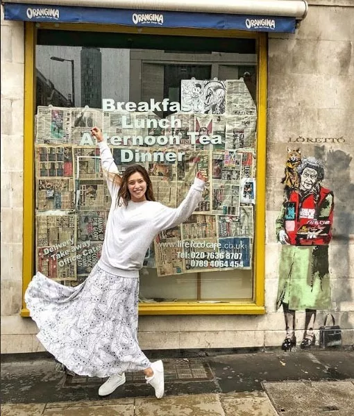 Ярко и стильно: лучшие аутфиты летнего сезона Регины Тодоренко - 9 Ярко и стильно: лучшие аутфиты летнего сезона Регины Тодоренко - 9 - изображение