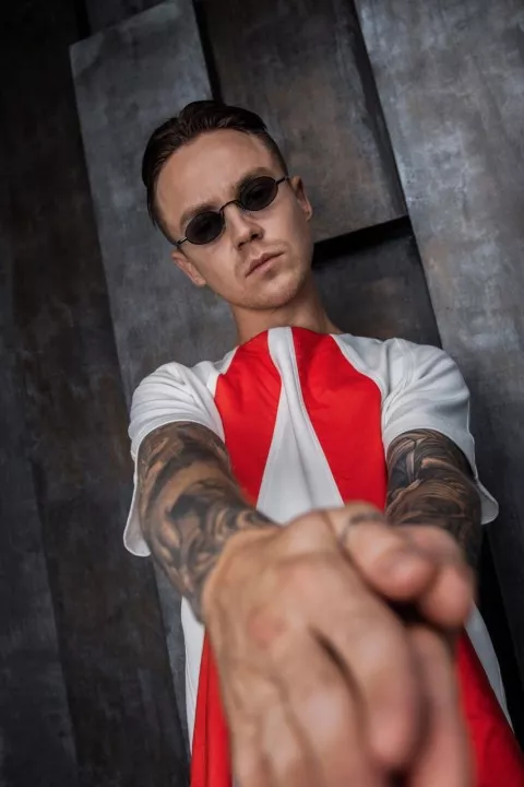 «Провинциальный» попал под удар: муви Артема Пивоварова удалили из сети - 1 - изображение