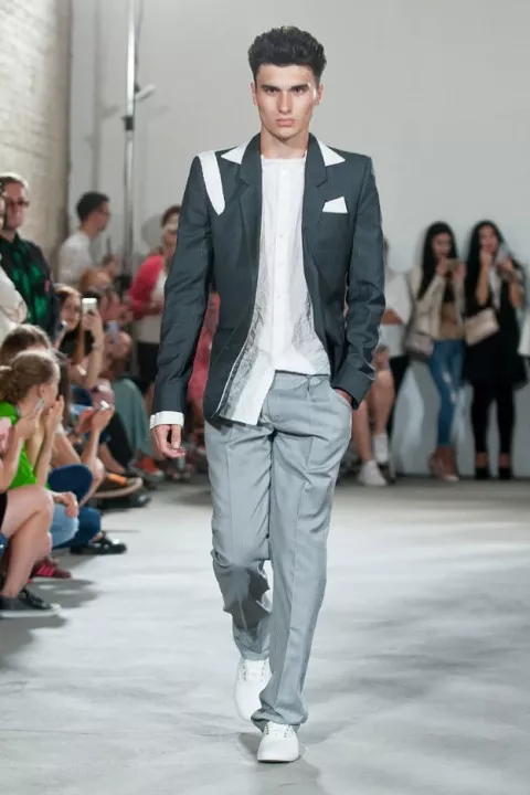 SONYA MONINA показала на UFW новую мужскую коллекцию Spring/Summer2019 man - 2 SONYA MONINA показала на UFW новую мужскую коллекцию Spring/Summer2019 man - 2 - изображение