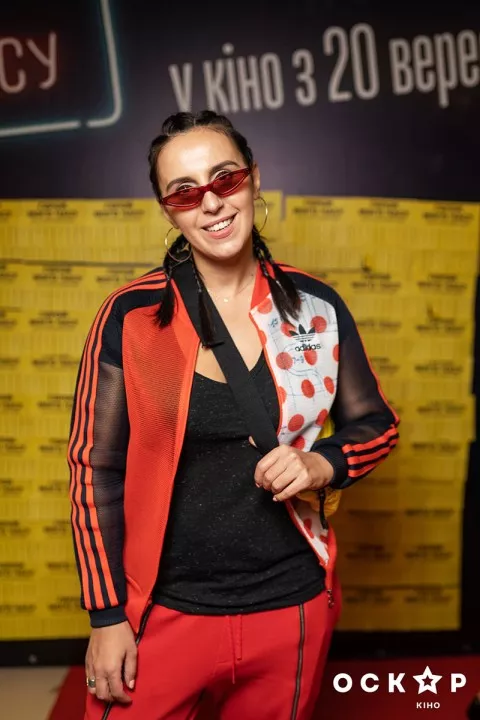 «Герой моего времени»: гала-премьера комедийного фильма - 21 «Герой моего времени»: гала-премьера комедийного фильма - 21 - изображение