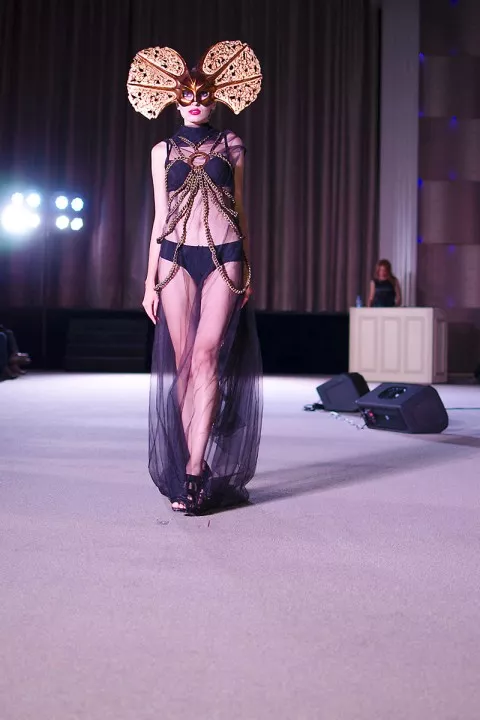 CYBER-HUMANS FASHION SHOW: стиль будущего - 19 CYBER-HUMANS FASHION SHOW: стиль будущего - 19 - изображение