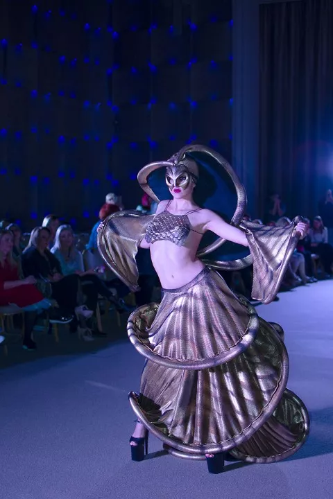 CYBER-HUMANS FASHION SHOW: стиль будущего - 21 CYBER-HUMANS FASHION SHOW: стиль будущего - 21 - изображение