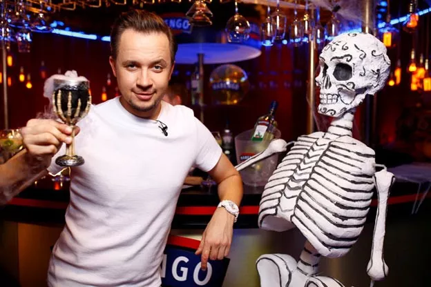 Артем Гагарин на всю Украину призвал Павла Зиброва сменить свой псевдоним - 2 Артем Гагарин на всю Украину призвал Павла Зиброва сменить свой псевдоним - 2 - изображение