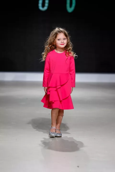Роскошные коллекции от мировых брендов были представлены на Junior Fashion Week - 5 - изображение