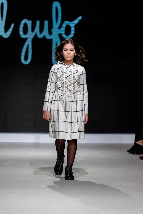 Роскошные коллекции от мировых брендов были представлены на Junior Fashion Week - 7 - изображение