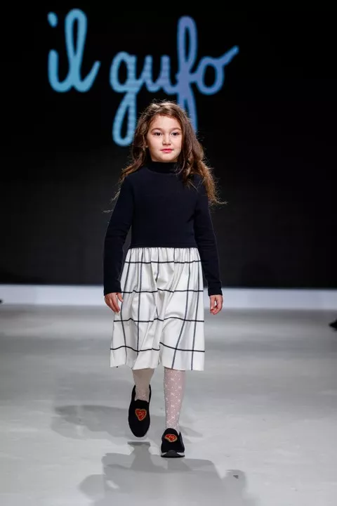 Роскошные коллекции от мировых брендов были представлены на Junior Fashion Week - 9 - изображение