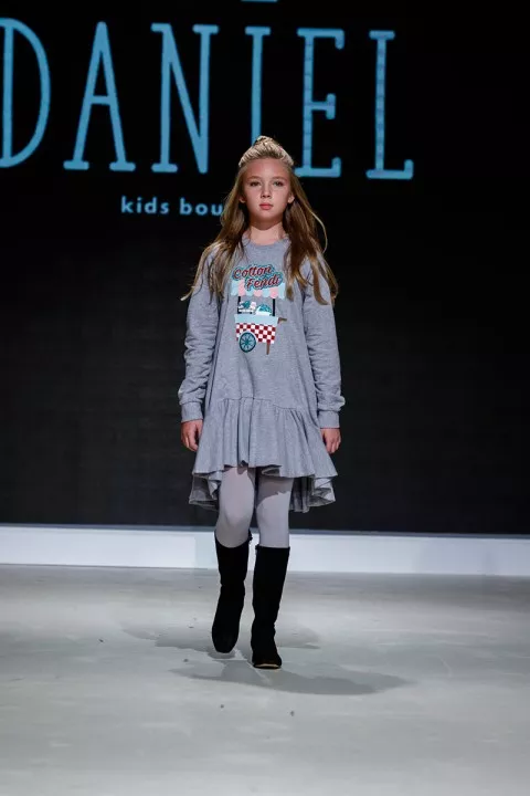 Роскошные коллекции от мировых брендов были представлены на Junior Fashion Week - 27 - изображение