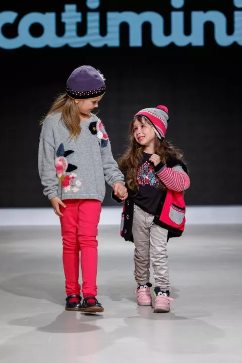 Роскошные коллекции от мировых брендов были представлены на Junior Fashion Week - 60 - изображение