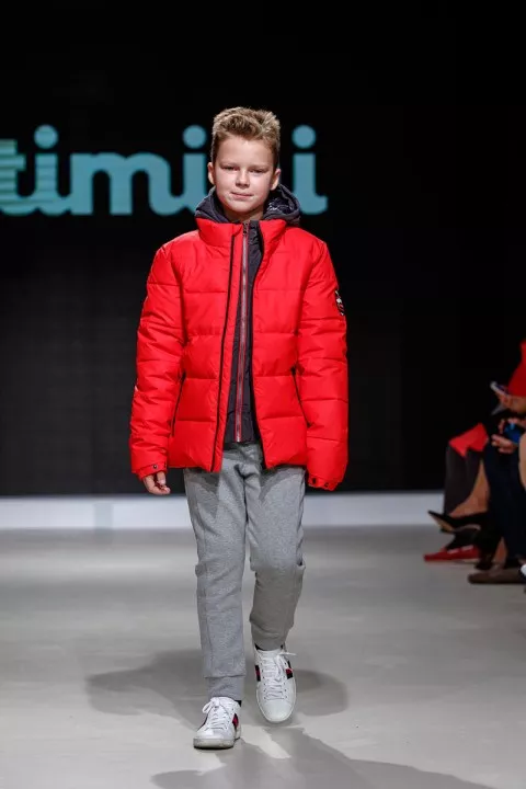 Роскошные коллекции от мировых брендов были представлены на Junior Fashion Week - 69 - изображение