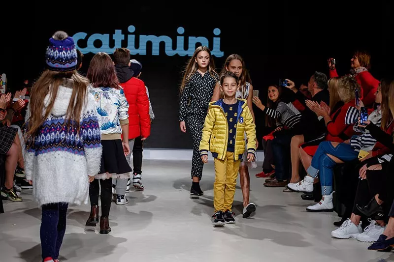 Роскошные коллекции от мировых брендов были представлены на Junior Fashion Week - 108 - изображение
