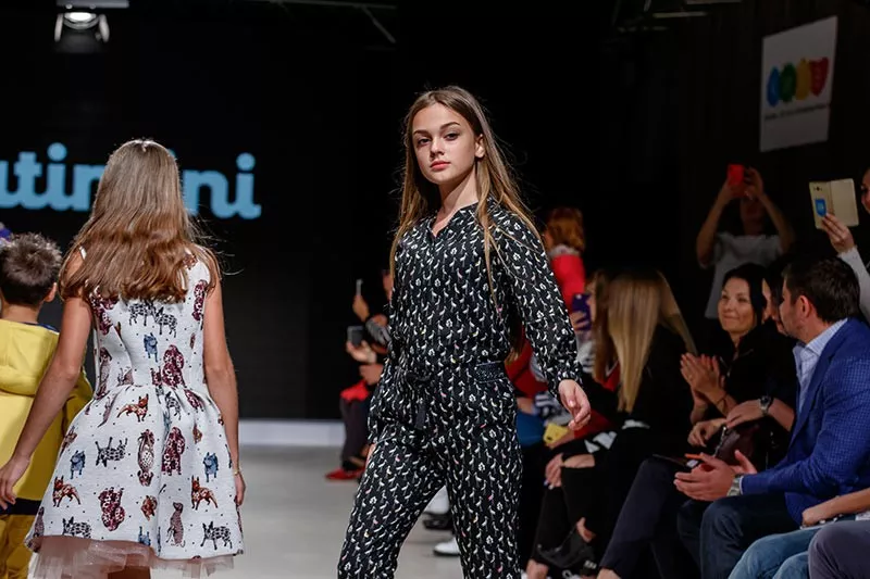 Роскошные коллекции от мировых брендов были представлены на Junior Fashion Week - 109 - изображение