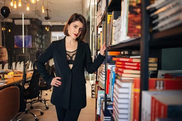 Ксения Букшина: «Советую идти в журналистику только тем, кто по-другому не может» - 4 - изображение