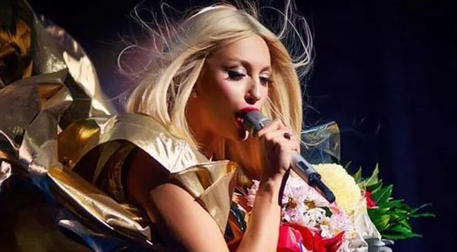 Оля Полякова показала, как выглядела в 16 лет - 1 Оля Полякова показала, как выглядела в 16 лет - 1 - изображение