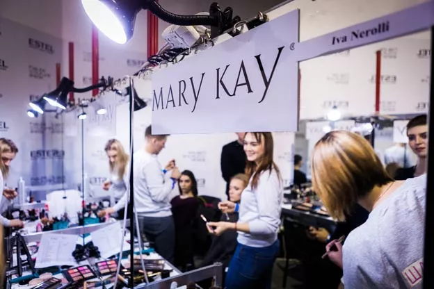 MARY KAY® НА ПОДИУМЕ UKRAINIAN FASHION WEEK - 2 - изображение