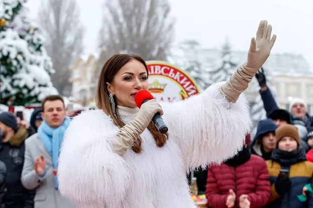 Звездный концерт к 20-летию «Караоке на майдані» покажут 20 января на СТБ - 5 - изображение