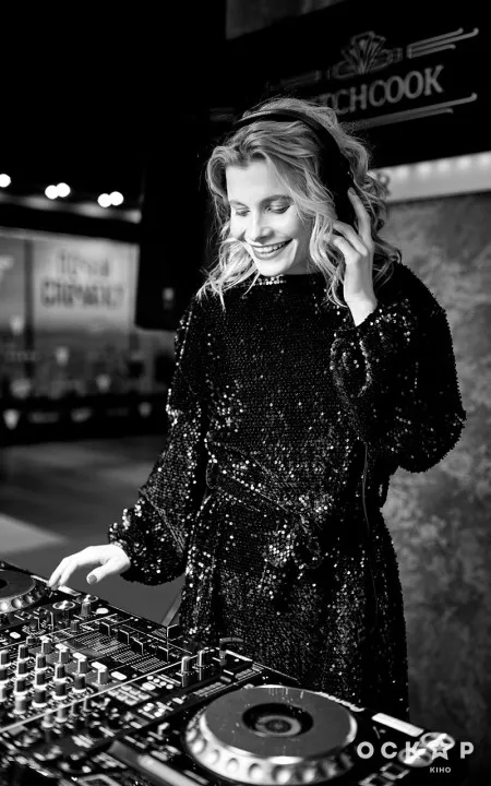 «Начни сначала»: премьера романтической комедии с Дженнифер Лопес  - 12 - изображение