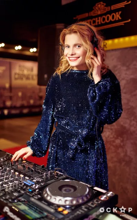 «Начни сначала»: премьера романтической комедии с Дженнифер Лопес  - 31 - изображение