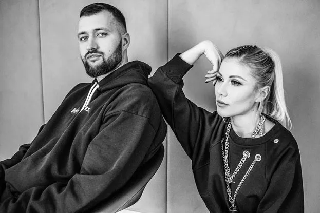 Крепкими узами: семейные пары откровенно рассказали о любви, семье и счастье - 4 Крепкими узами: семейные пары откровенно рассказали о любви, семье и счастье - 4 - изображение