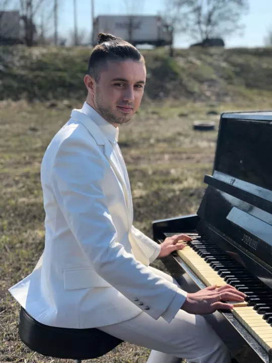 Альбом та кліп Hello: подвійна прем’єра від гурту Антитіла - 20 - изображение