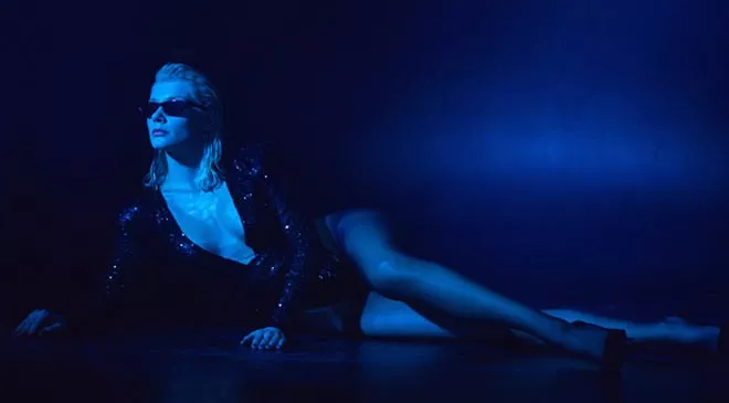 В идеальной форме: Миша Романова в сольном дебюте - 1 В идеальной форме: Миша Романова в сольном дебюте - 1 - изображение