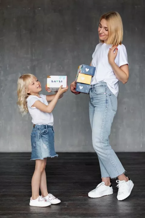 В твоих глазах я вижу себя: спецпроект LAVLI ко Дню матери - 9 В твоих глазах я вижу себя: спецпроект LAVLI ко Дню матери - 9 - изображение