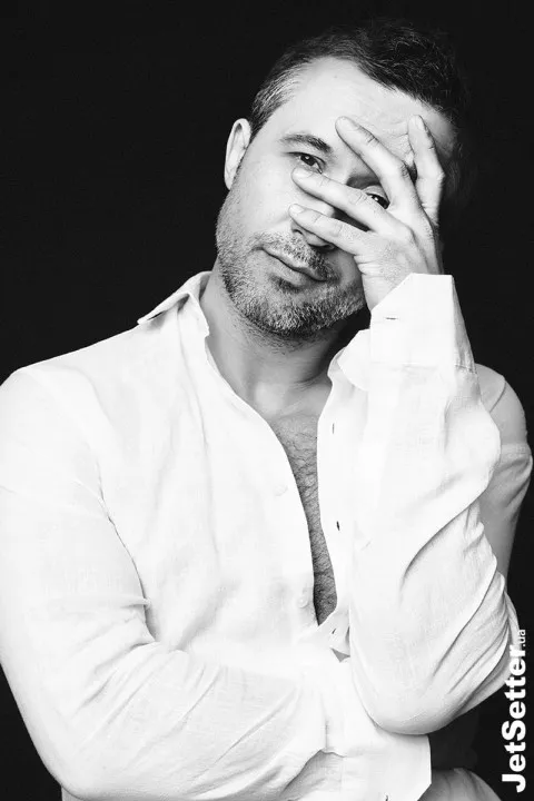 Сергей и Снежана Бабкины на откровенных снимках в образе Аполлона и Венеры - 7 Сергей и Снежана Бабкины на откровенных снимках в образе Аполлона и Венеры - 7 - изображение