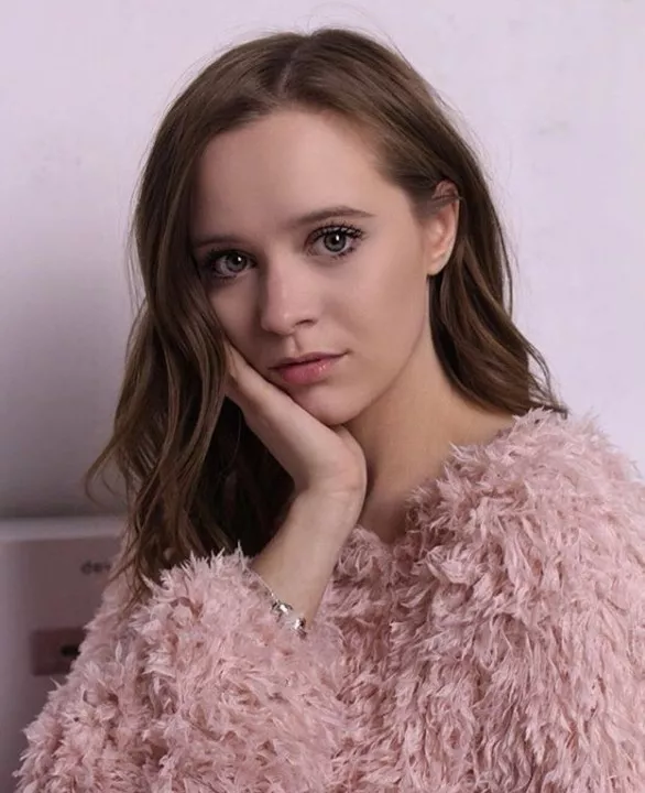 Ира Кудашова: «Человек может быть не рядом, но его любовь и забота всегда чувствуется» - 8 Ира Кудашова: «Человек может быть не рядом, но его любовь и забота всегда чувствуется» - 8 - изображение