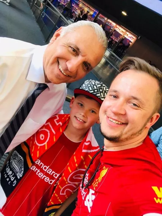 Артем Гагарин с сыном побывал в Мадриде на финале Лиги Чемпионов - 2 Артем Гагарин с сыном побывал в Мадриде на финале Лиги Чемпионов - 2 - изображение