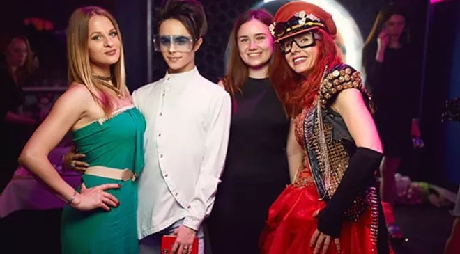 Леся Никитюк, Светлана Вольнова, Анна Свиридова на звездной презентации клипа Лии Ли - 1 Леся Никитюк, Светлана Вольнова, Анна Свиридова на звездной презентации клипа Лии Ли - 1 - изображение