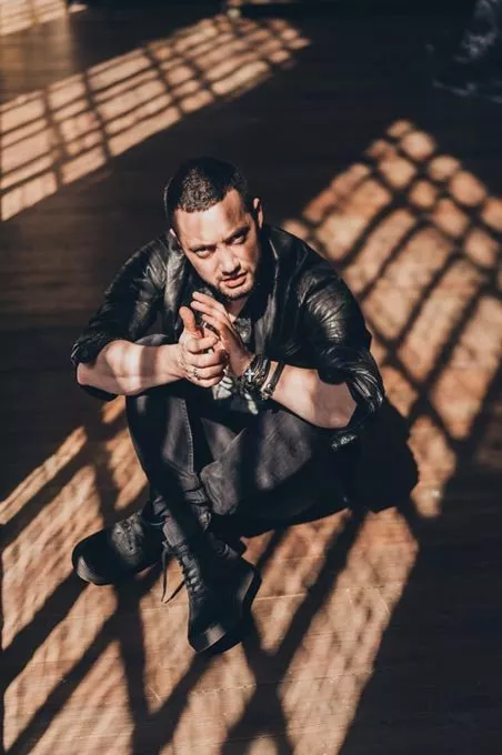 Стас Шурінс вперше випустив україномовну пісню - 1 Стас Шурінс вперше випустив україномовну пісню - 1 - изображение