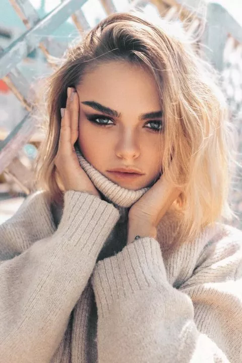 Тоня Гиневская и море: о том, как жить и писать атмосферно - 1 Тоня Гиневская и море: о том, как жить и писать атмосферно - 1 - изображение