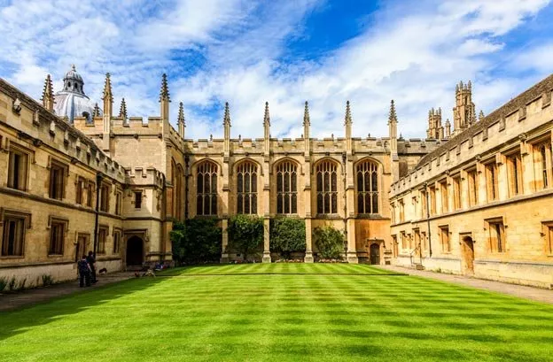 ЗВЕЗДНЫЕ АЛЬМА-МАТЕР: ГДЕ ЗАГРАНИЦЕЙ УЧАТ УСПЕХУ? - 2 ЗВЕЗДНЫЕ АЛЬМА-МАТЕР: ГДЕ ЗАГРАНИЦЕЙ УЧАТ УСПЕХУ? - 2 - изображение