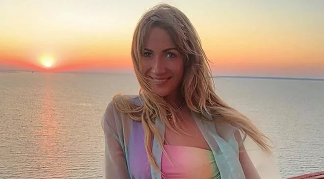 Леся Никитюк о поисках любви в Тиндере: «Это абсолютно рабочая схема» - 1 Леся Никитюк о поисках любви в Тиндере: «Это абсолютно рабочая схема» - 1 - изображение