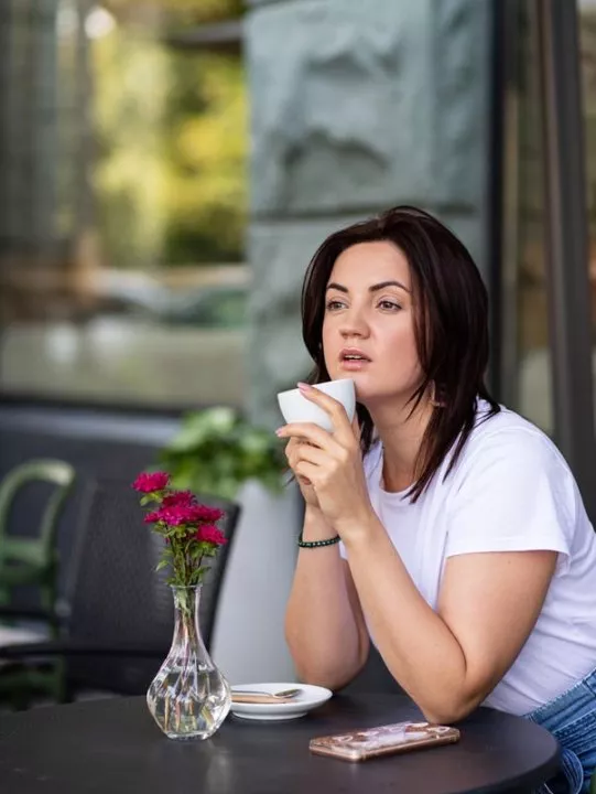 “Прикладывала его пальцы к телефону ночью”: Оля Цибульская о ревности в браке - 1 “Прикладывала его пальцы к телефону ночью”: Оля Цибульская о ревности в браке - 1 - изображение