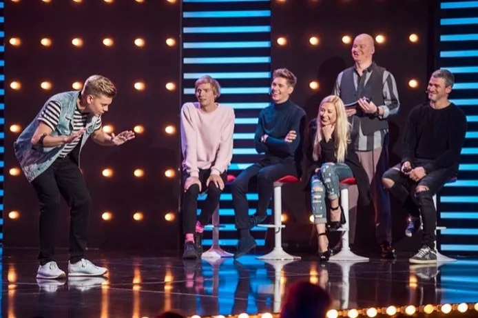 Первое свидание Тони Матвиенко и Арсена Мирзояна прошло под дулом танка - 3 Первое свидание Тони Матвиенко и Арсена Мирзояна прошло под дулом танка - 3 - изображение