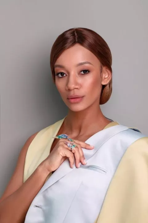 Не такая как все: мулатка Виктория Батуи рассказала о буллинге в ее школе - 1 Не такая как все: мулатка Виктория Батуи рассказала о буллинге в ее школе - 1 - изображение