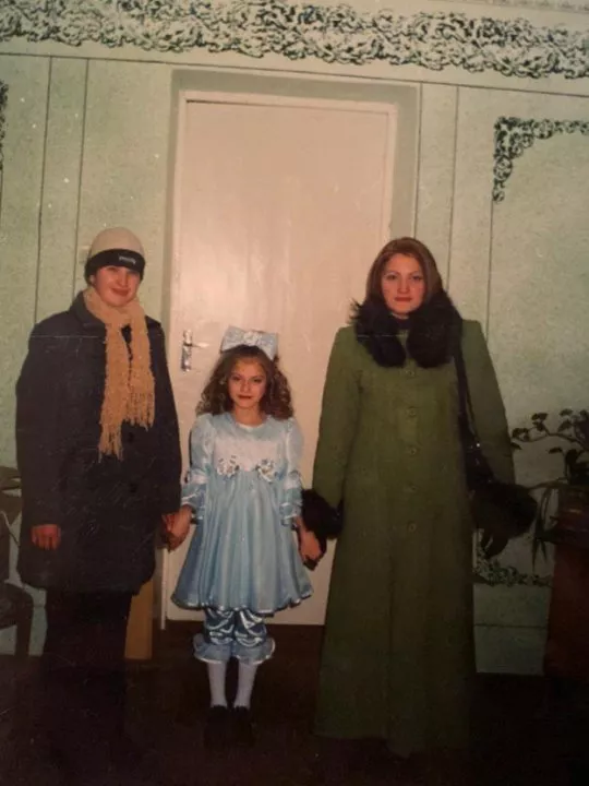 Победительница «Топ-модели по-украински» была в Новый год Бабой Ягой, огурцом или Мальвиной - 4 Победительница «Топ-модели по-украински» была в Новый год Бабой Ягой, огурцом или Мальвиной - 4 - изображение