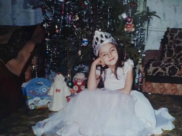 Победительница «Топ-модели по-украински» была в Новый год Бабой Ягой, огурцом или Мальвиной - 6 Победительница «Топ-модели по-украински» была в Новый год Бабой Ягой, огурцом или Мальвиной - 6 - изображение