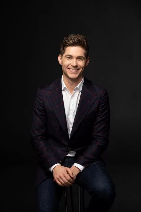 Новогодний спецпроект Woman Magazine: знаменитости о своем детстве, мечтах и будущих целях - 6 Новогодний спецпроект Woman Magazine: знаменитости о своем детстве, мечтах и будущих целях - 6 - изображение