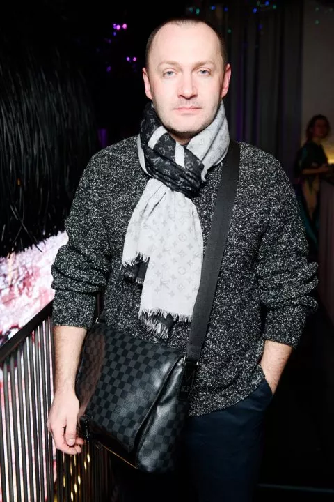 Азиатская урбанистика на UFW: Серж Смолин представит коллекцию IDoL. AW’ 20-21 - 15 - изображение