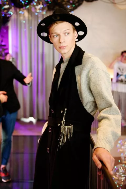 Азиатская урбанистика на UFW: Серж Смолин представит коллекцию IDoL. AW’ 20-21 - 31 - изображение