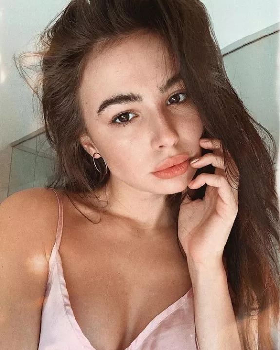 Анастасия Кошкина: «В шесть утра надо на съёмку? Сниматься на холоде, в воде, с огнём? Все должно быть нипочём на пути к цели!» - 6 Анастасия Кошкина: «В шесть утра надо на съёмку? Сниматься на холоде, в воде, с огнём? Все должно быть нипочём на пути к цели!» - 6 - изображение