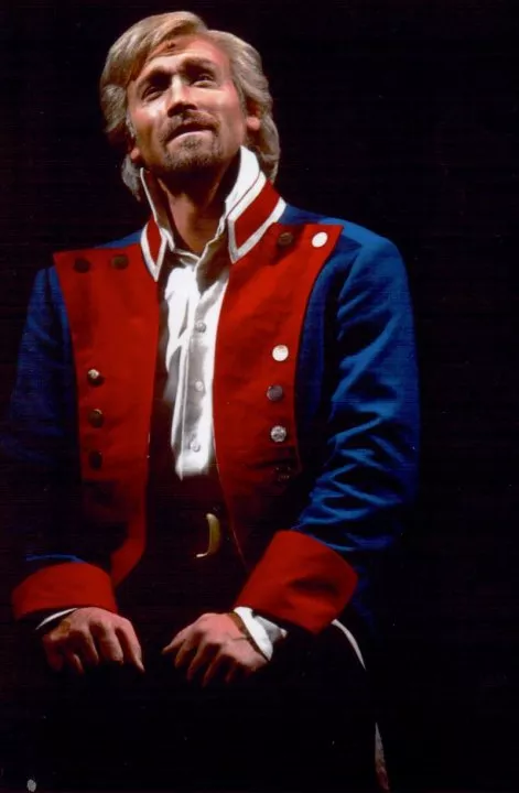 Олег Винник приоткрыл завесу театрального прошлого - 1 Олег Винник приоткрыл завесу театрального прошлого - 1 - изображение