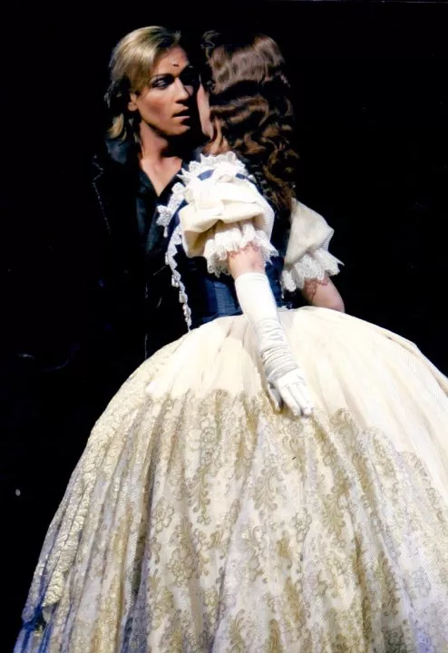 Олег Винник приоткрыл завесу театрального прошлого - 2 Олег Винник приоткрыл завесу театрального прошлого - 2 - изображение