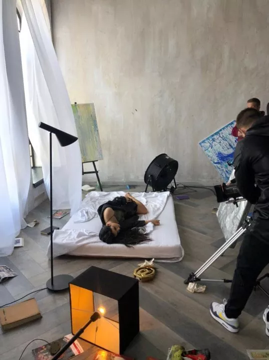 Новый трек от Анны Тринчер: ««Шизилюбовь» – как одна страница моего личного дневника» - 3 Новый трек от Анны Тринчер: ««Шизилюбовь» – как одна страница моего личного дневника» - 3 - изображение